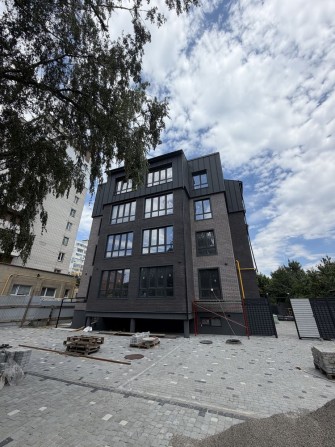 Велика 1к.кв в центрі! Газова автономка! Продаж по переуступці - фото 1