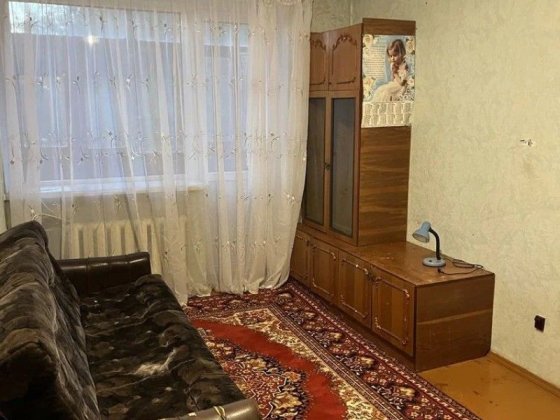 Трикімнатна квартира в тихому районі біля колегіуму, 570383 Черкассы