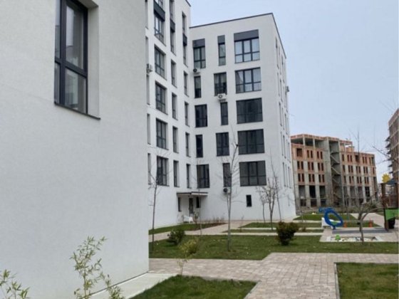 Продаж 1 кімнатноі чорновоі квартири в ЖК квадрат