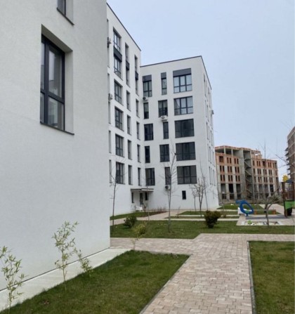Продаж 1 кімнатноі чорновоі квартири в ЖК квадрат - фото 1