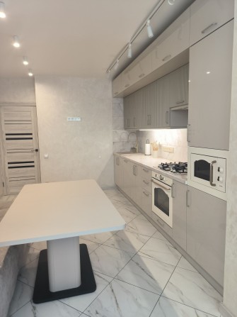 Продам однокімнатну  квартиру - фото 1