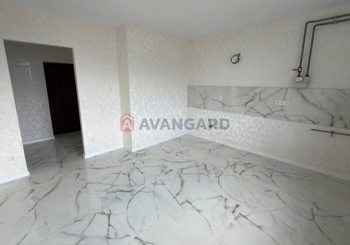 Продам квартиру в новобудові з ремонтом - фото 1