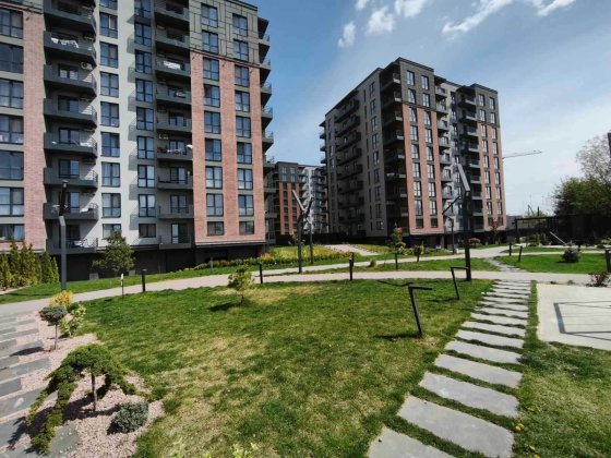 Продається 2-кімнатна квартира, ЖК “West towers” Код: 46732 Ужгород