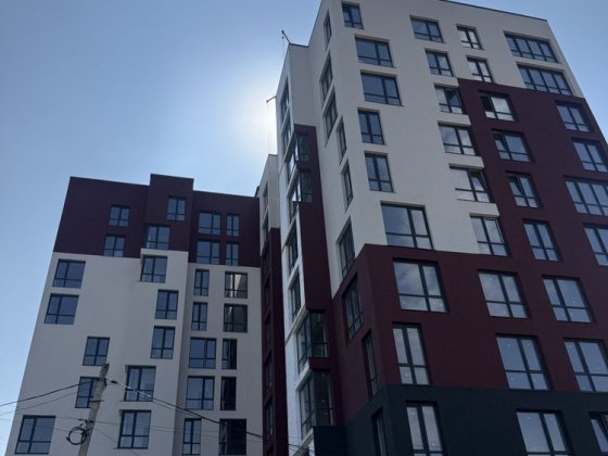 Продаж 1-кім квартири у новобудові, район Майдану Чернівці