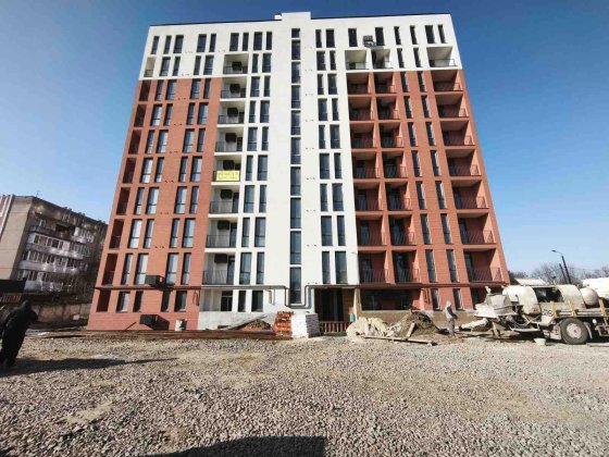 Продається двокімнатна квартира, ЖК “Зоряний” Код: 44619 Ужгород