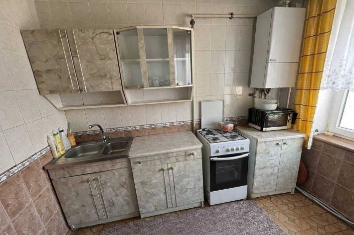 Продаж 3к квартира АГВ середній поверх Урожай - фото 1