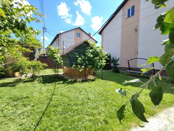 Продаж квартири на Вишеньці в котеджі Вінниця