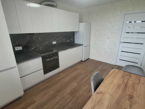 Продам 1-но комн. с Ремонтом Мебелью и Техникой, Автономка! Чернігів