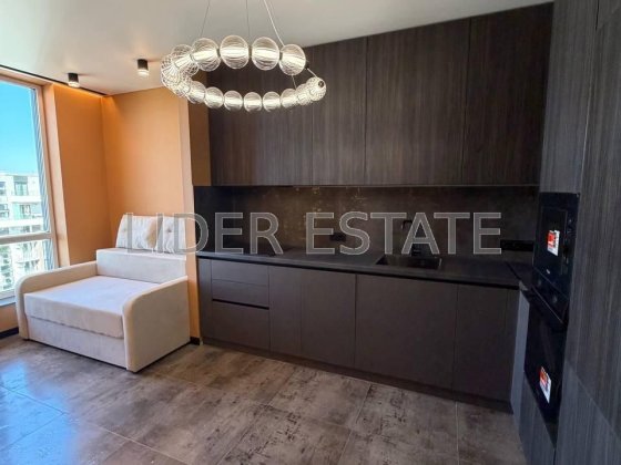 Продам 1,5 кімн. квартиру 43 м² у ЖК KRONA house, Ужгород, 9/9 пов. Забронюй зараз!
