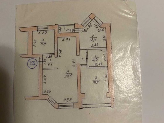 Трикімнатна квартира площею 93,4 м² в самому центрі Чернігова, на вулиці Мстиславська Чернигов