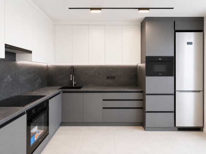 Продаж квартири з ремонтом - фото 1