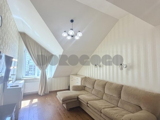 Продам Дворівнева 3-кімнатна квартира біля Києва з меблями та технікою. Софіївська Борщагівка