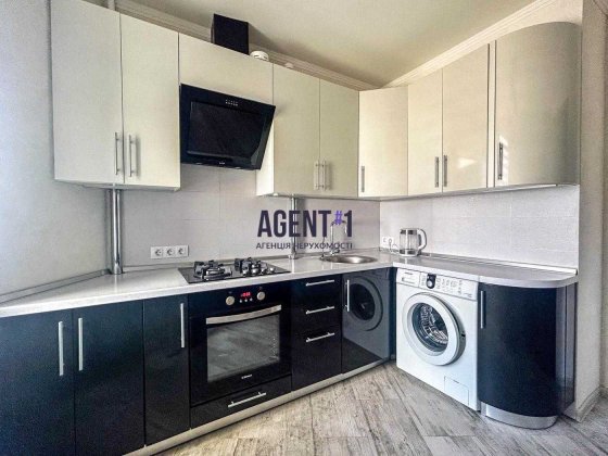 Продаж 1-кімнатної квартири в ЖК «Сан Сіті» с. Петропавлівська Борщагівка