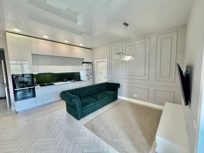 Продаж 2-кімнатної квартири 82 м² з ремонтом в Петропавлівській Борщагівці - фото 1