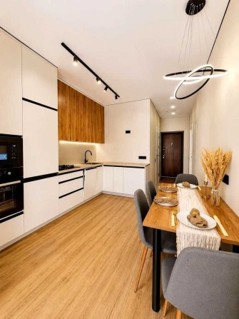 Новесенька красуня! 40м2 ЖК  Уютний квартал  85000 - фото 1