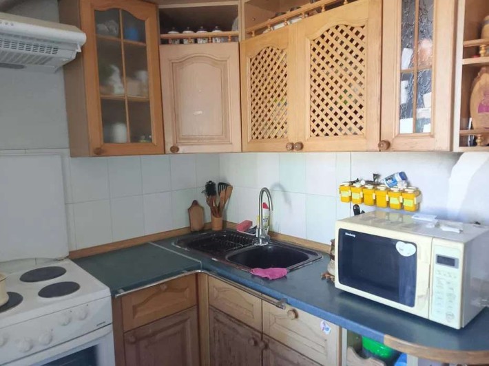 Продам 2 кімн. Радунська 18 А. Троещина. - фото 1