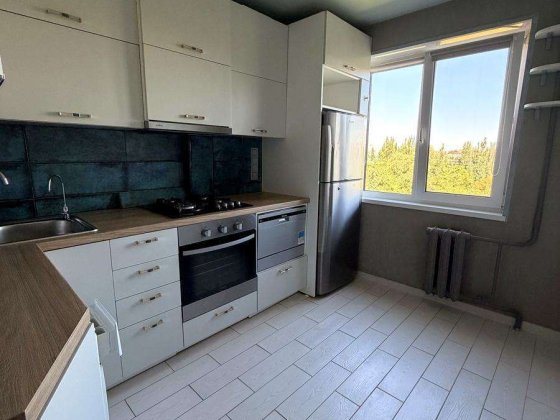 Продаж 1-к квартири вул. Мирослава Поповича 8а Киев