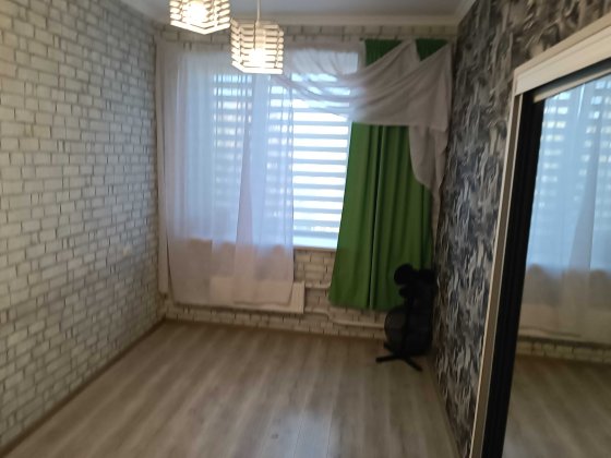Продаж однокімнатна квартира/кімната без кухні, з санвузлом, в м. Бердичів, центр міста. Від власник Бердичев
