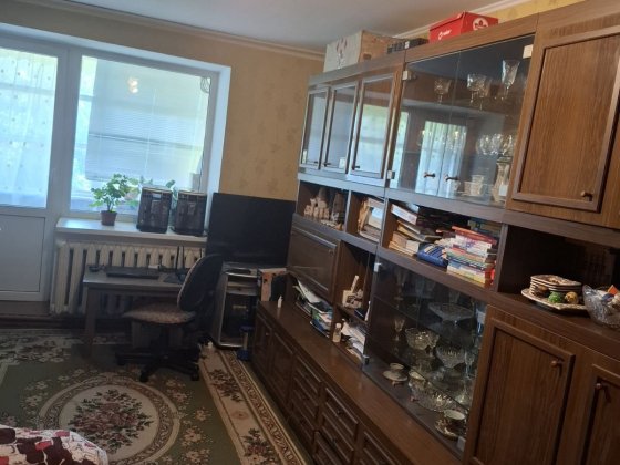 Продам двокімнатну квартиру Ахтырка