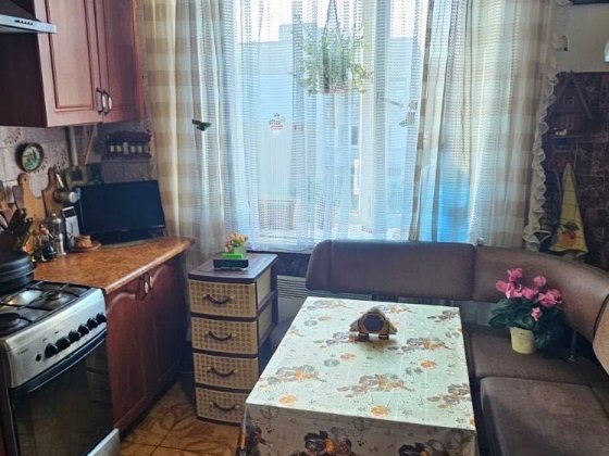 Продается трехкомнатная квартира победа! Білгород-Дністровський