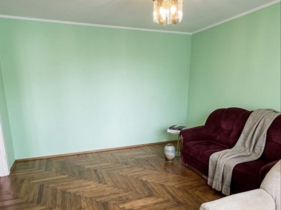 Продається однокімнатна квартира у м Бориславі , по вул В.Великоко