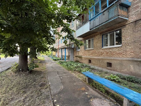 Продаж 3кк 64м 2й поверх Під Ремонт центр м.Боярка Боярка