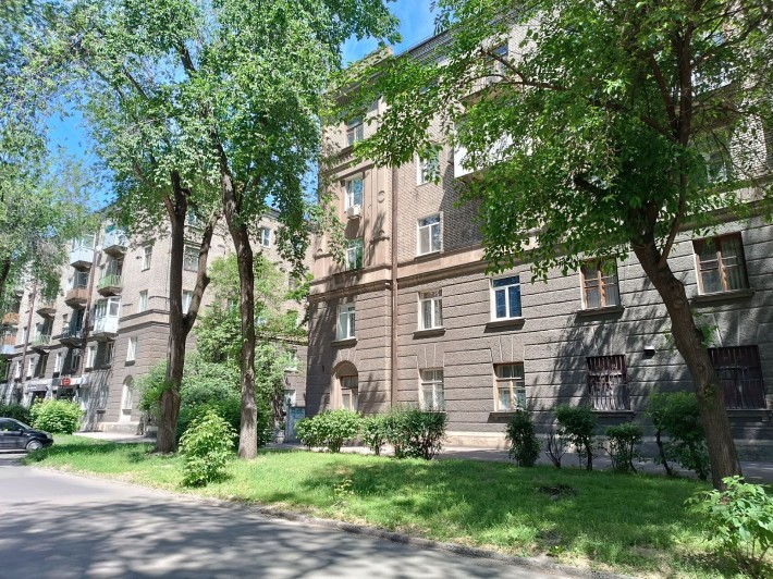 Трёх комнатная квартира в центре от собственника - фото 1