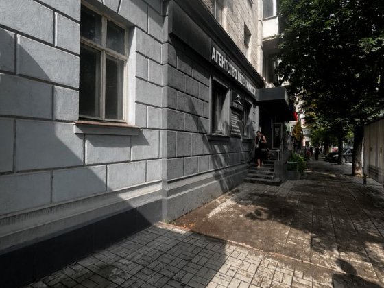 Продажа 2комн квартира Крупногабаритная Центр пр.Шевченко Кам'янське