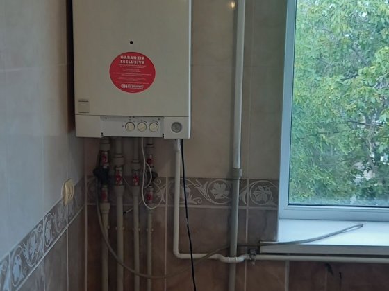 Продам 2ух.ком.кв 4/5 ул.Мира АОгаз. Кирпичный дом Каменское