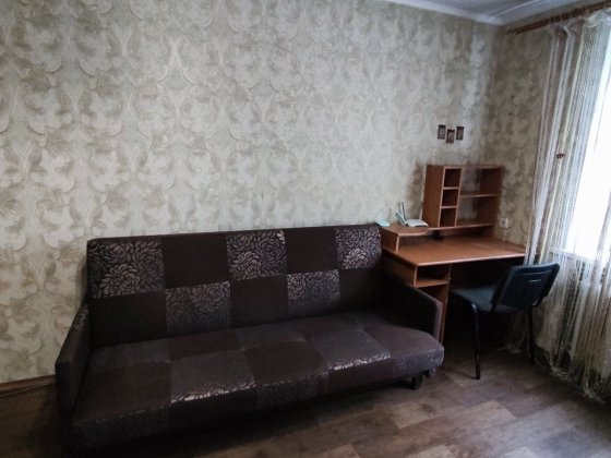 Продам 1 кімнатну квартиру Глухів