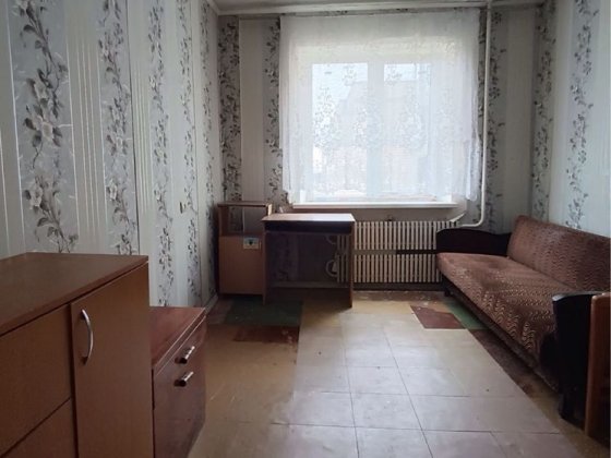 Продам 2 х комнатную квартиру , Каменское , левый берег, 1 район Кам'янське