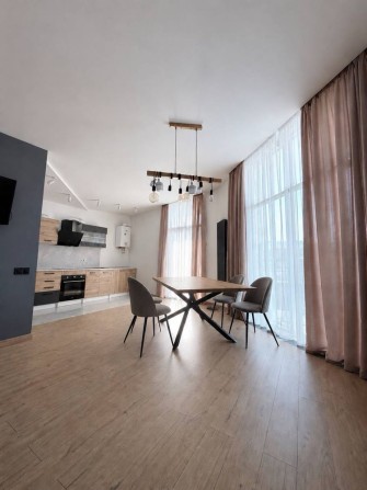 Продам 3кім пентхаус в Жк На Прорізній з дизайнерським ремонтом - фото 1