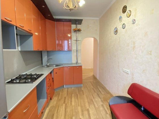 Продаж 1 кімнатної квартири-43,5 м2 по вулиці Героїв Гостомеля з мінімальним оформленням і газом Гостомель