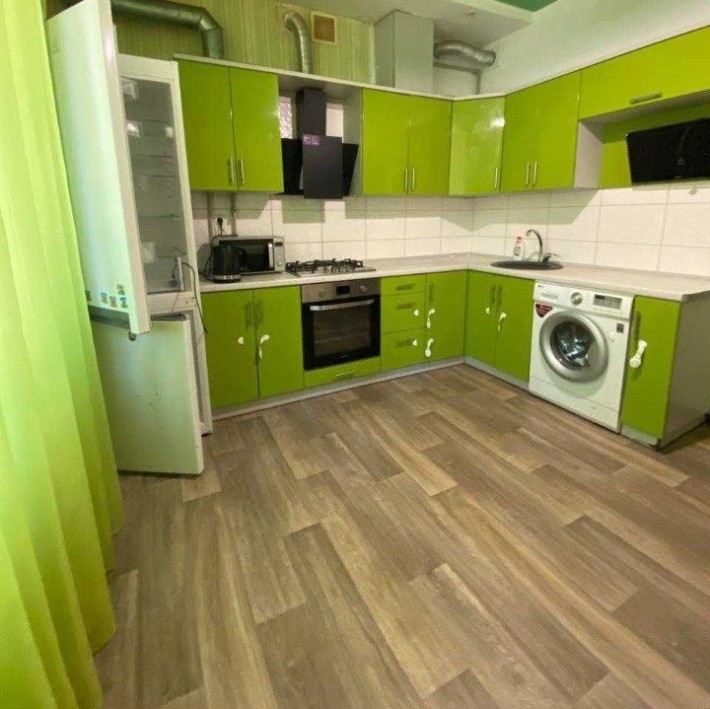 Продам 3х комнатную квартиру Проспект Аношкина - фото 1