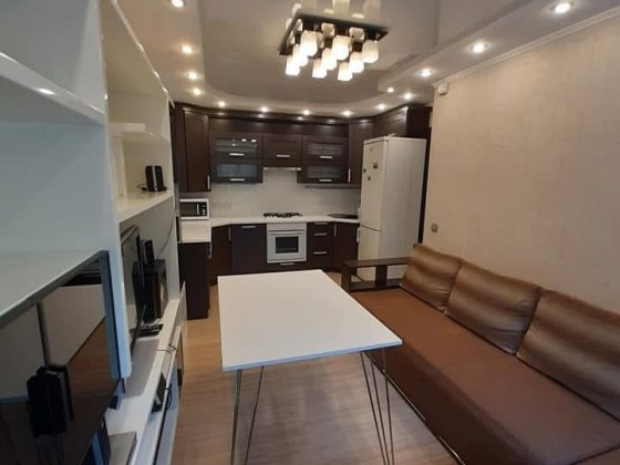 Продам 3к квартиру на Сергія Слісаренка Каменское
