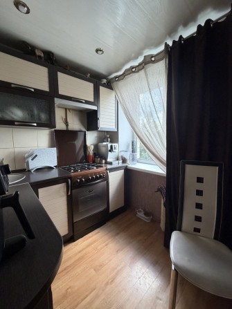 Продам 2-кімнатну квартиру в Центрі міста Кам'янське - фото 1