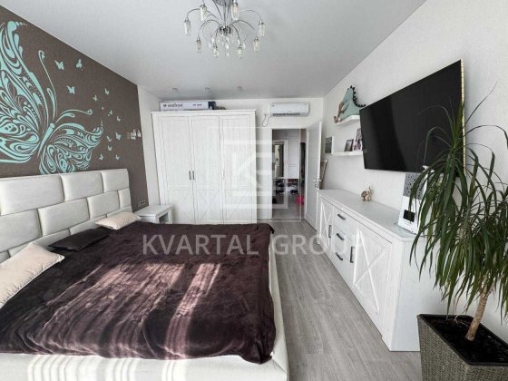 Продаж великої 2к квартири(82м2) в ЖК бізнес класу! МІНІМАЛЬНЕ оформлення! Гостомель