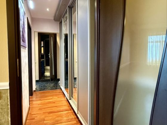 Продаж 2 кім. Квартири 11 мкрн. Лівий берег Кам'янське