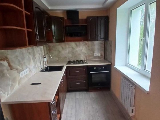 Продажа 3-х комнатной квартиры. Новые Черемушки. 3/5. Polov Кам'янське