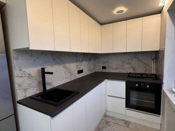 Продам 2 кв. | Євроремонт | На "Черёмушках" біля цнапу | 38000$ Каменское