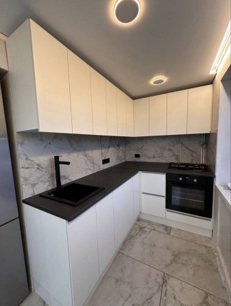 Продам 2 кв. | Євроремонт | На "Черёмушках" біля цнапу | 38000$ - фото 1