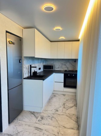 продам свою 2х комнатрую квартиру. - фото 1