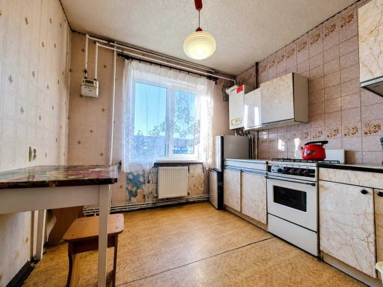 Продам 3к. квартиру. Каменское