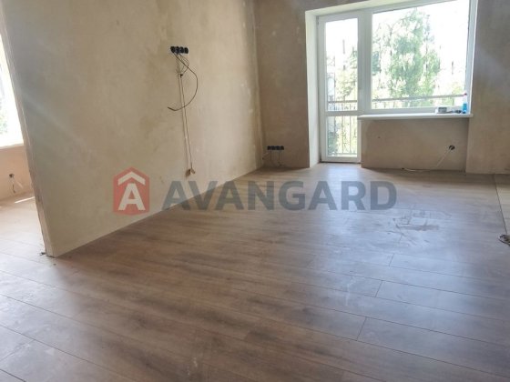 продам 2 - кімн квартиру пр Констітуції Соцмісто Каменское