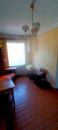 Продам просторную 2-комнатную квартиру в районе Дворца Горького - фото 1
