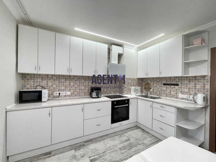 Без комісії! Продаж 2-кімн. квартири, м. Вишгород, вул. Кургузова, 1А - фото 1