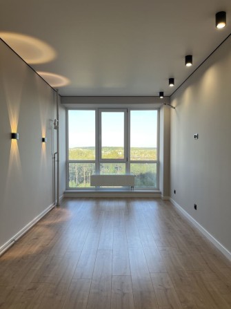 Терміновий продаж! Євро 2к з сучасним ремонтом! ЖК Авіатор! - фото 1
