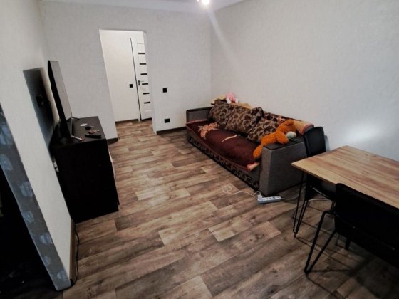 Продам 3-к квартиру 53 м² с хорошим ремонтом на Б. Хмельницкого — 4-й этаж, «Заходи и живи»! Докумен Каменское