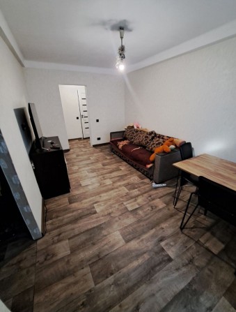 Продам 3-к квартиру 53 м² с хорошим ремонтом на Б. Хмельницкого — 4-й этаж, «Заходи и живи»! Докумен - фото 1