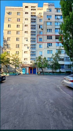 Продам квартиру левый берег - фото 1
